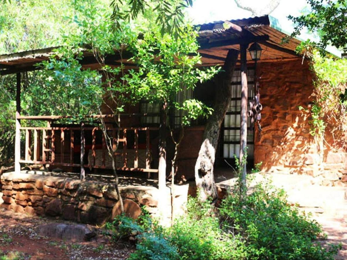 Riverstill Guest Farm *